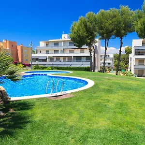 https://uhc-salou-villa-family-complex.top-hotels-tarragona.com