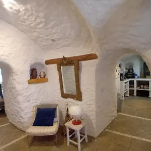 Cueva La Ermita Guadix